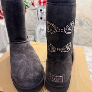 UGG Women's Gray Swarovski Bow RARE